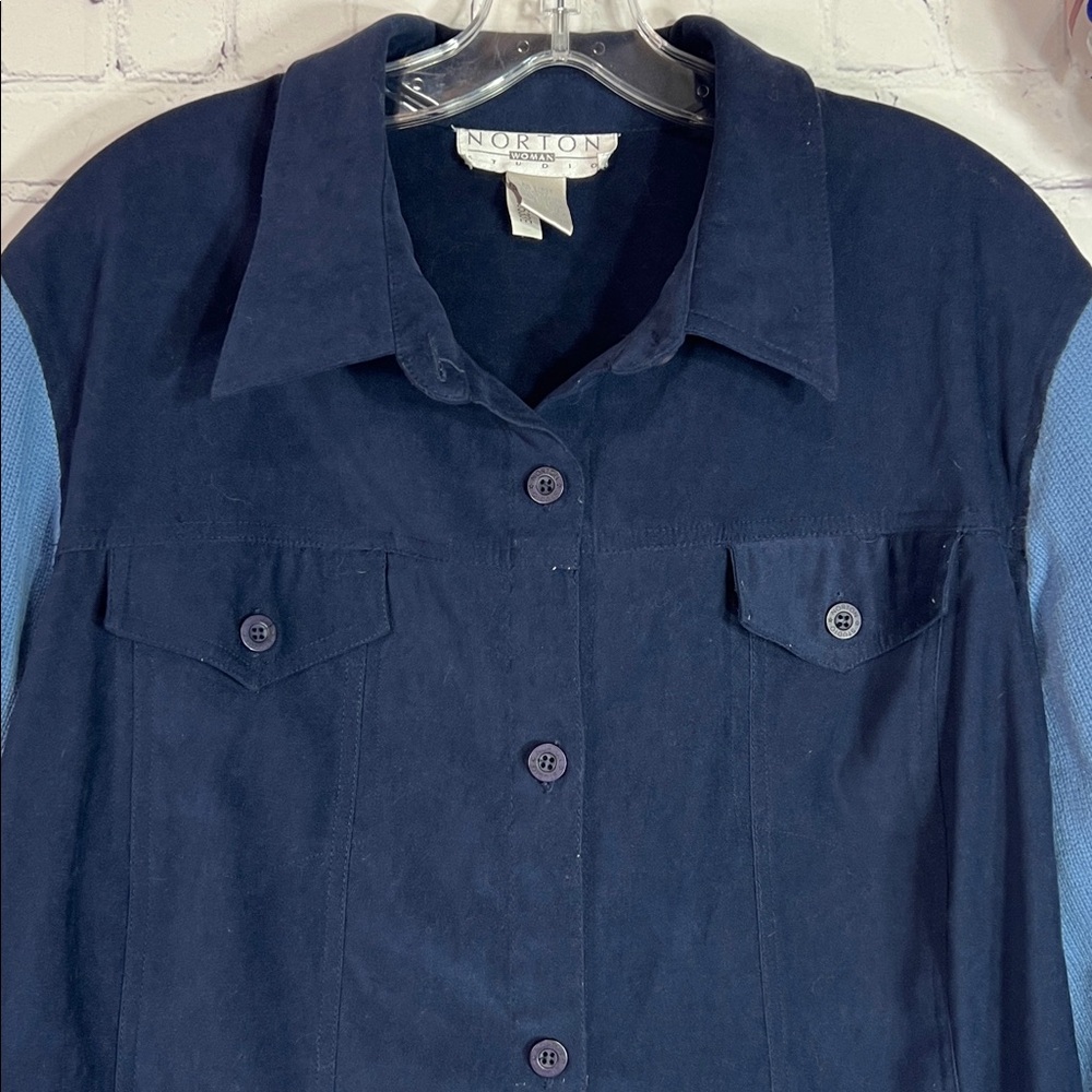 VTG Varsity Inpired Jacket - Picture 3 of 7